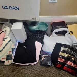 NEW Victoria's Secret and VS PINK HUGE 16 piece lot of mixed items S, M, L